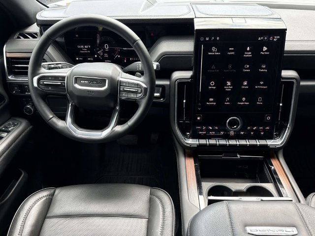 Used 2026 GMC Yukon XL Denali w/ Sun & Power Step Package AWD/4WD image 14