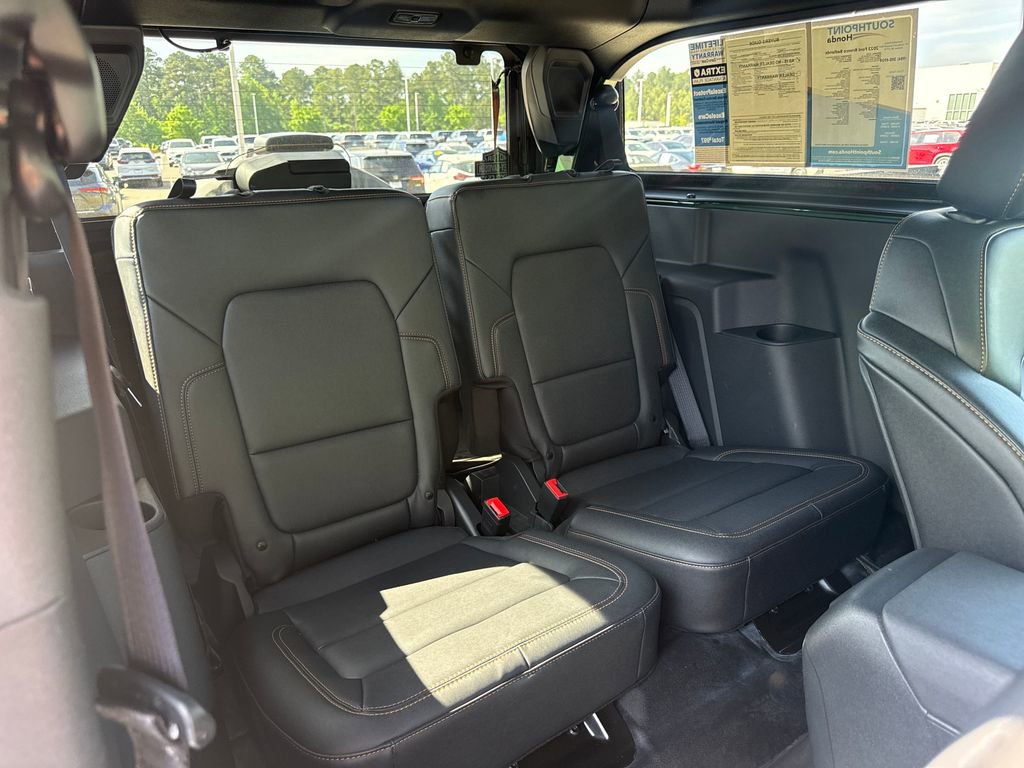 Used 2023 Ford Bronco Badlands w/ Sasquatch Package AWD/4WD image 35