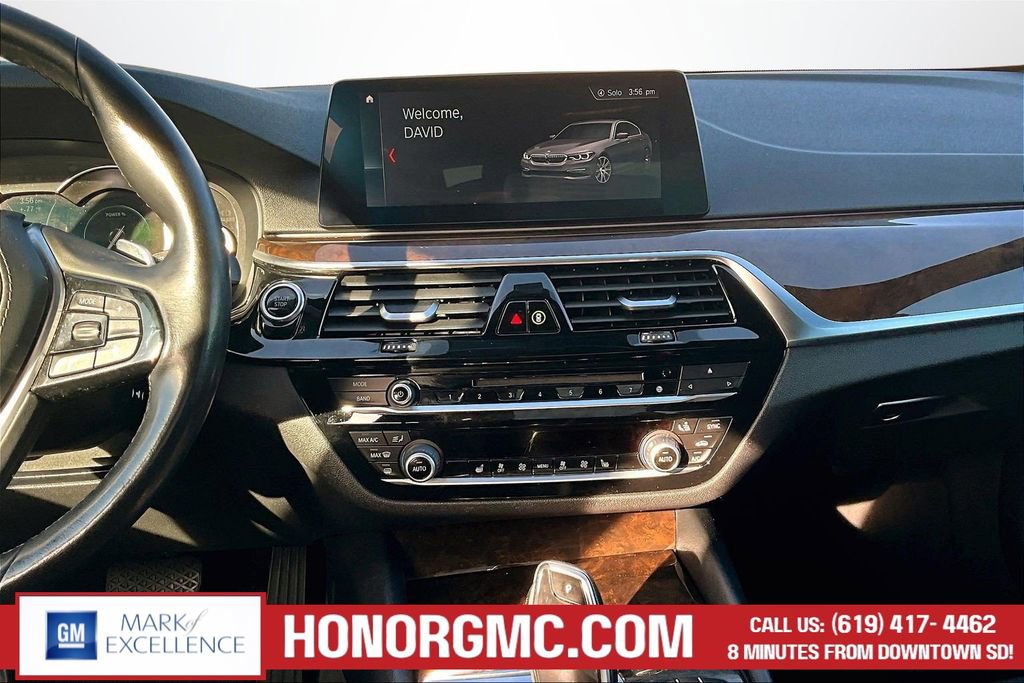 Used 2019 BMW 530e w/ Convenience Package image 9
