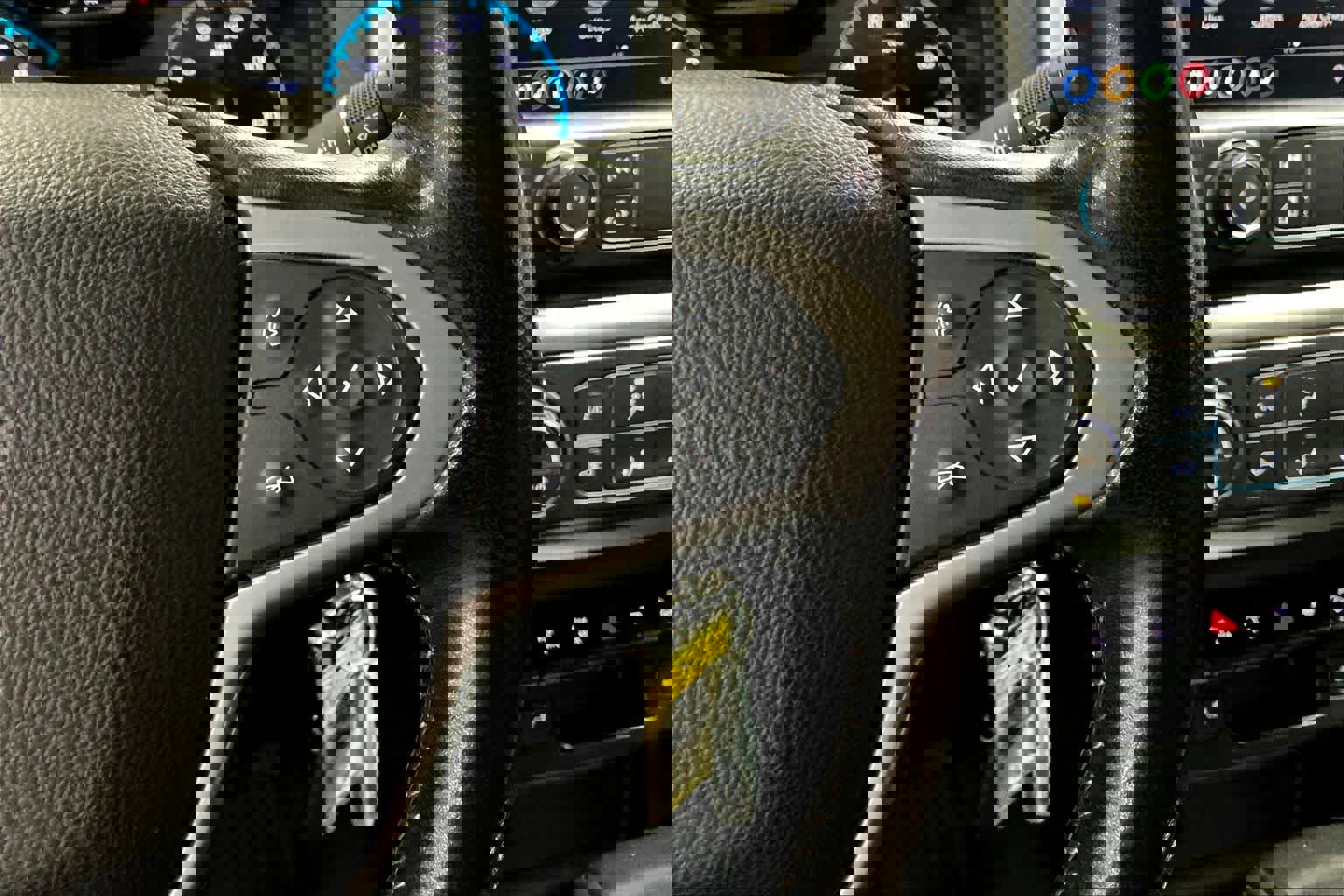 Used 2021 Chevrolet Colorado ZR2 w/ Colorado ZR2 Bison Edition image 21