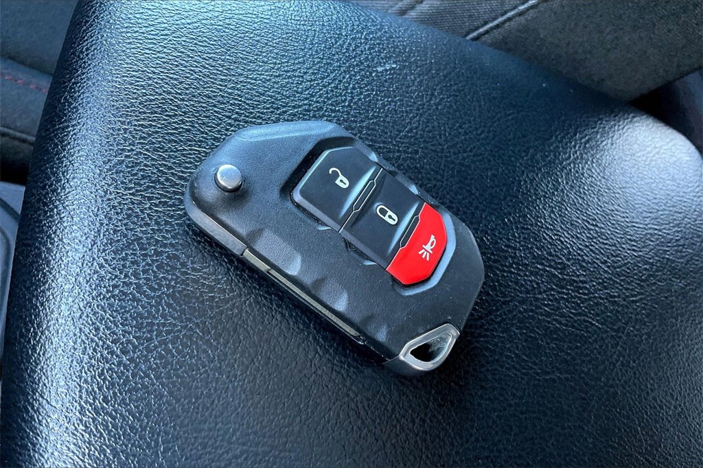 Used 2024 Jeep Wrangler Unlimited Rubicon image 11