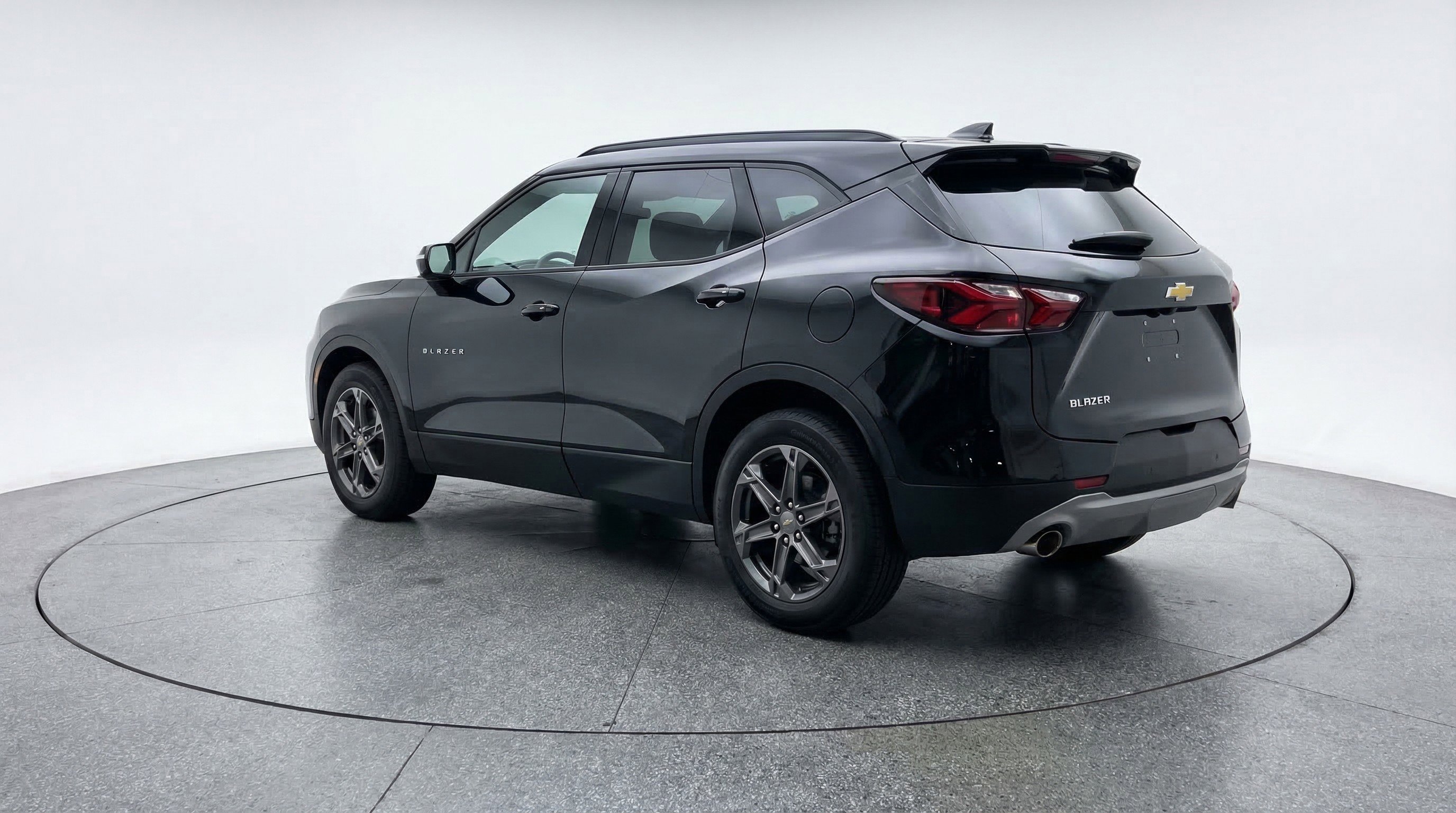 Used 2025 Chevrolet Blazer LT image 6