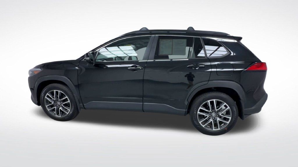 Certified 2026 Toyota Corolla Cross XLE w/ Convenience Package AWD/4WD image 6