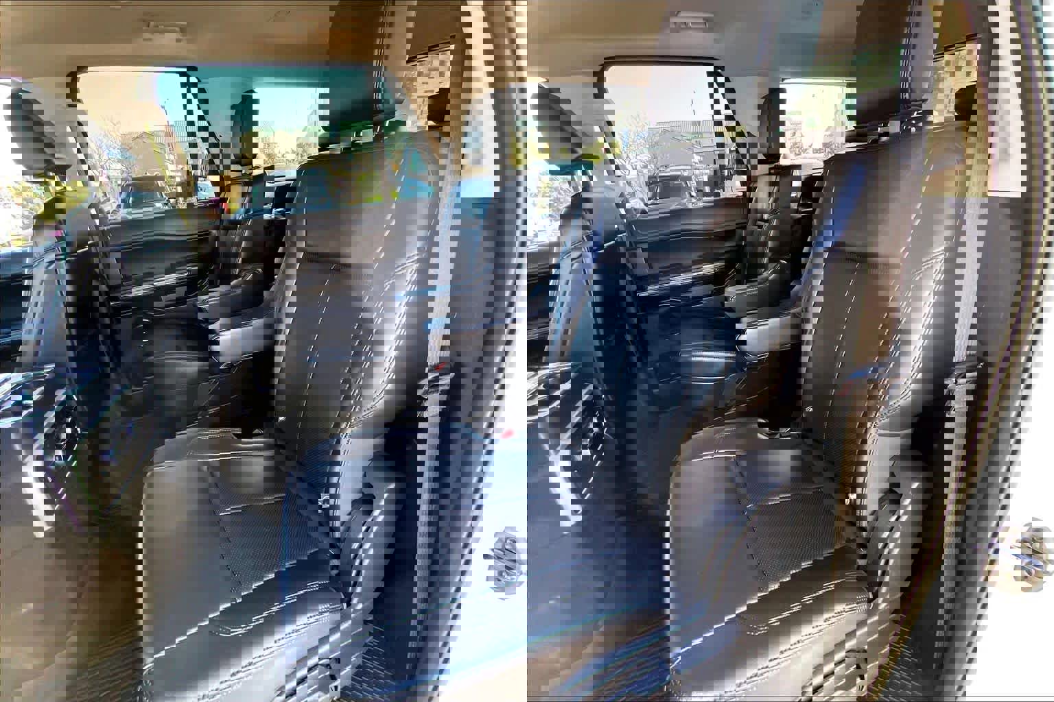 Certified 2023 Ford Expedition Max XLT image 19