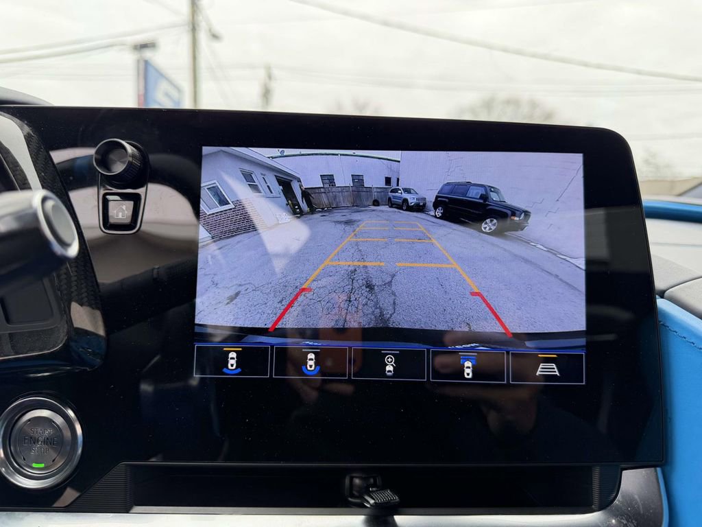 Used 2021 Chevrolet Corvette Stingray Premium Conv w/ Z51 Performance Package image 26