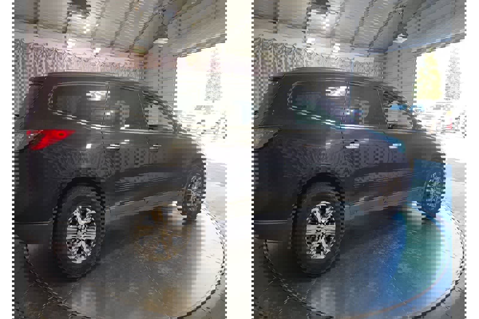 Used 2016 Chevrolet Traverse LT image 11