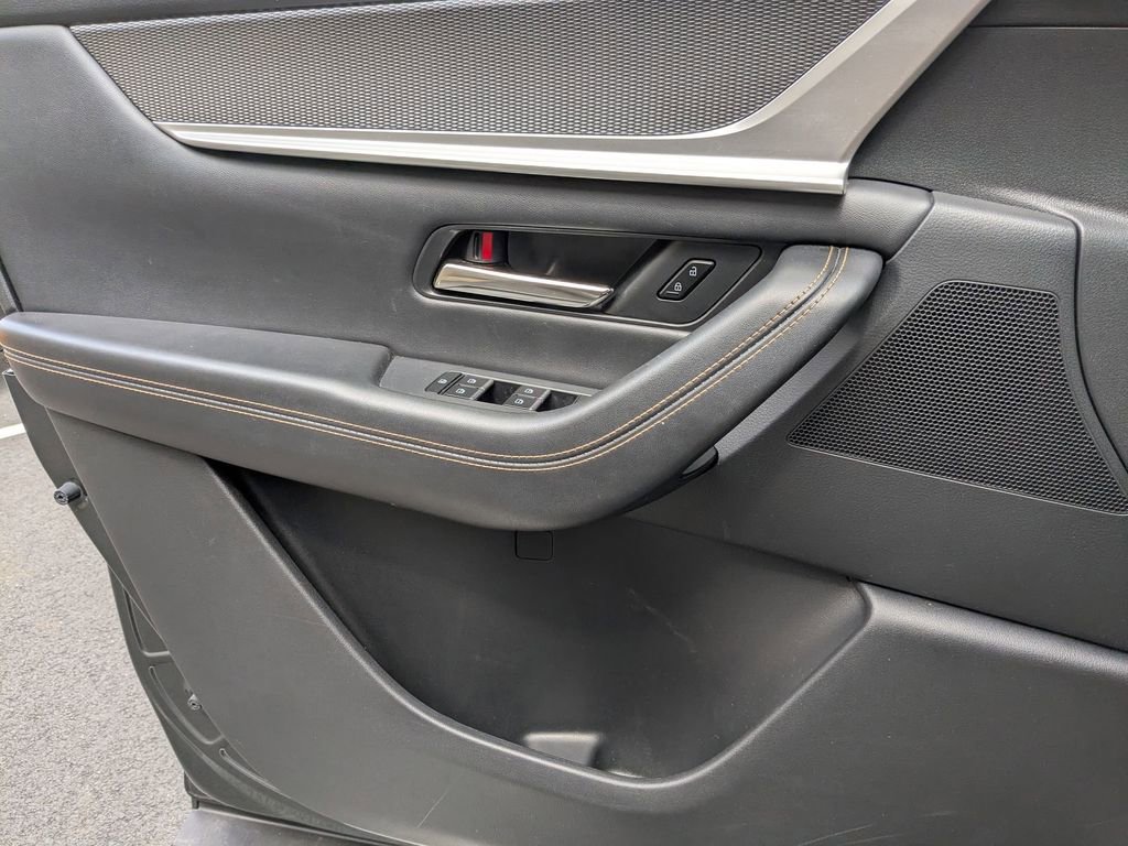 Used 2024 MAZDA CX-90 3.3 Turbo w/ Preferred Plus image 11