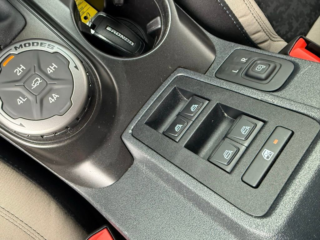 Certified 2022 Ford Bronco Wildtrak image 7