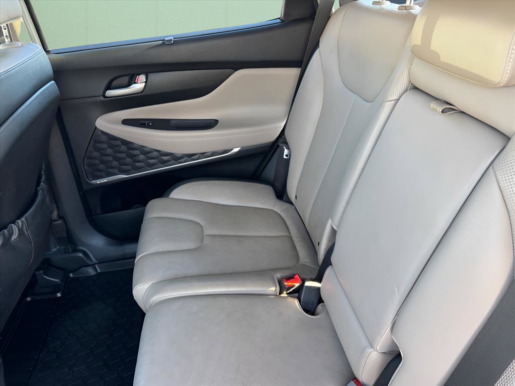 Used 2019 Hyundai Santa Fe Limited image 9