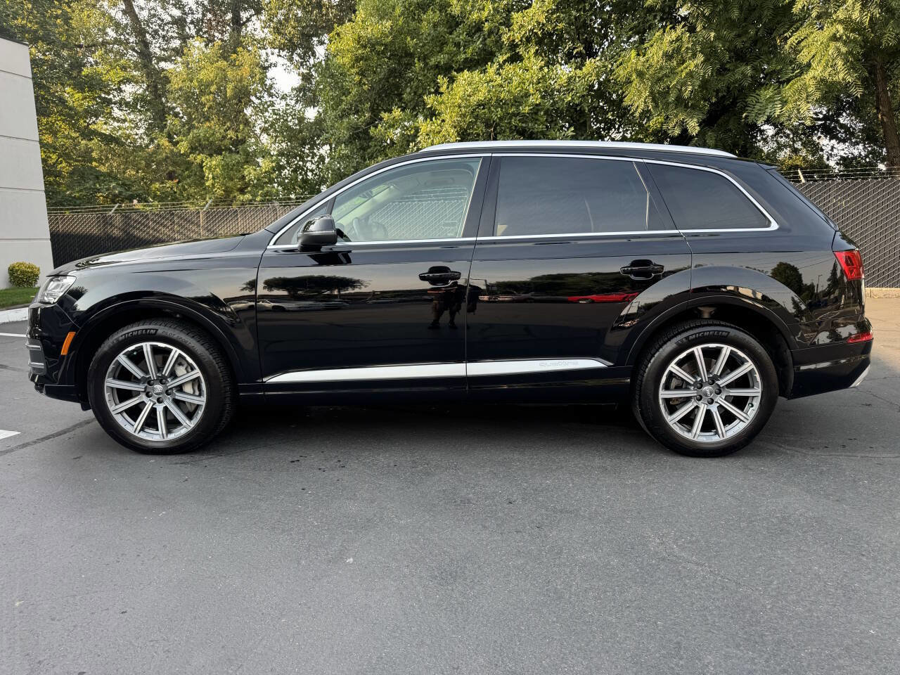 Used 2019 Audi Q7 3.0T Premium image 2