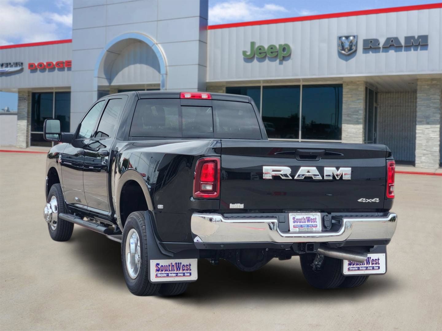 New 2026 RAM 3500 Tradesman AWD/4WD image 4