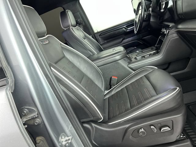 Used 2024 GMC Sierra 2500 AT4X AWD/4WD image 29