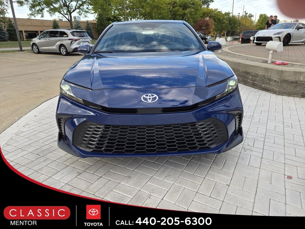 New 2026 Toyota Camry SE image 2