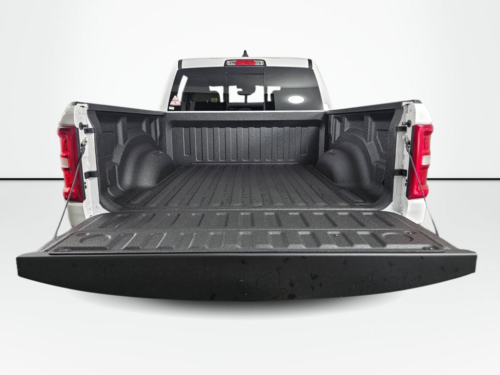 New 2026 RAM 1500 Laramie w/ Laramie Preferred Package AWD/4WD image 18