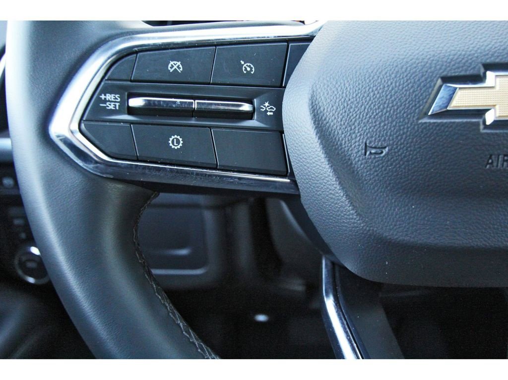 Used 2025 Chevrolet Tahoe LT image 15