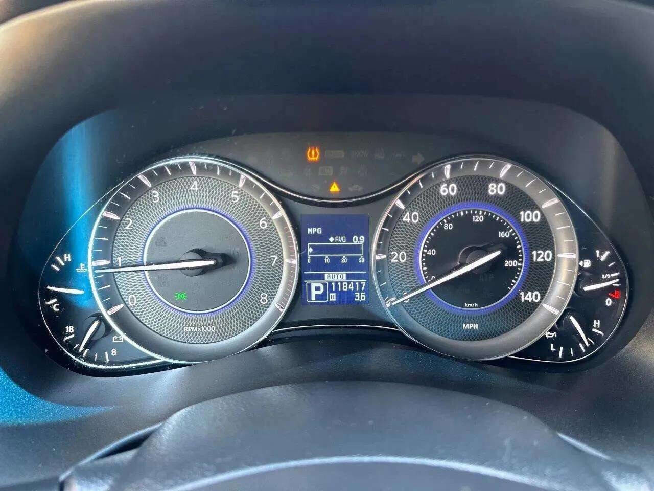 Used 2011 INFINITI QX56 4WD w/ Theater Pkg image 15