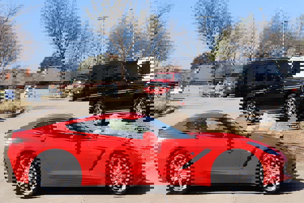 Used 2019 Chevrolet Corvette Stingray Coupe w/ 3LT Preferred Equipment Group image 5