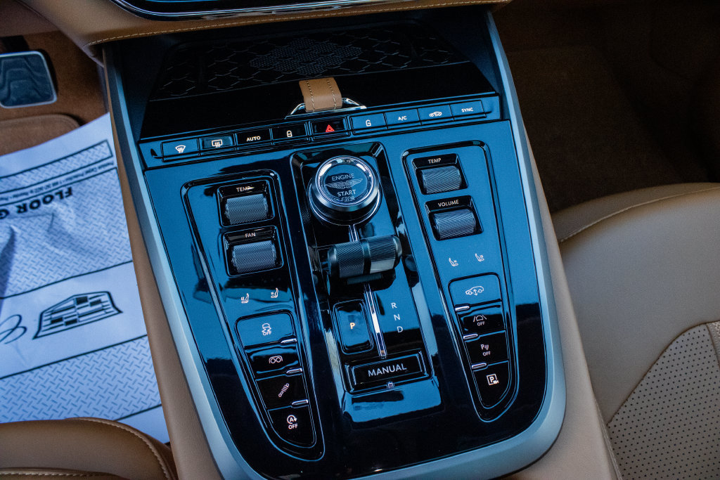 New 2026 Aston Martin DBX 707 AWD/4WD image 17
