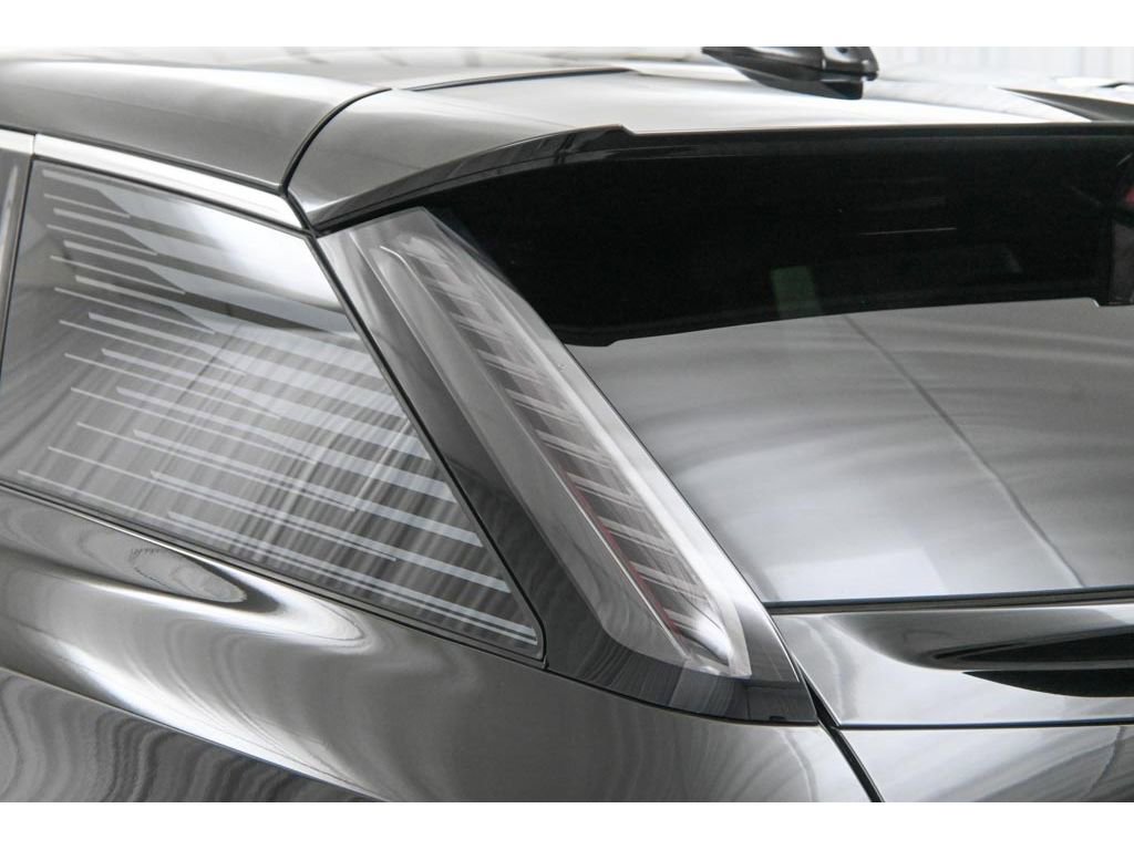 New 2026 Cadillac Optiq Luxury 2 image 10