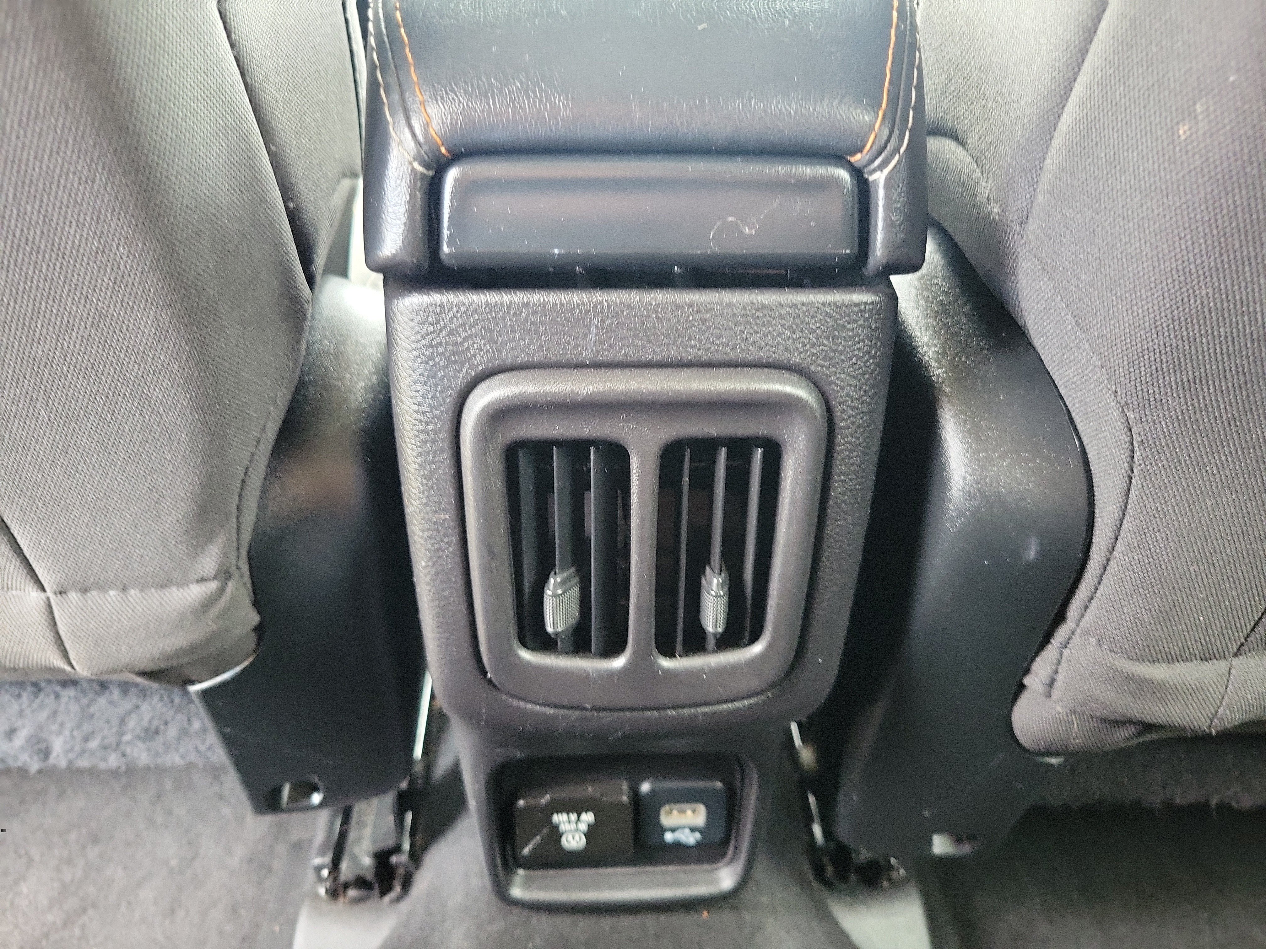 Used 2019 Jeep Compass Sport FWD image 10