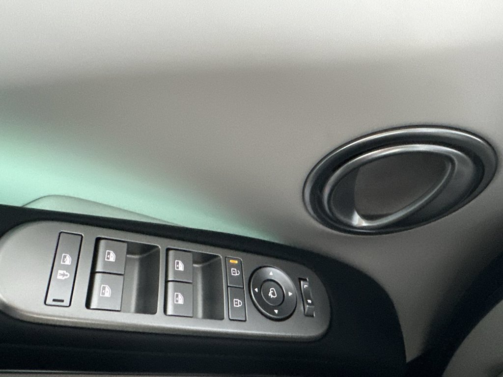 New 2027 Hyundai Palisade Calligraphy FWD image 17