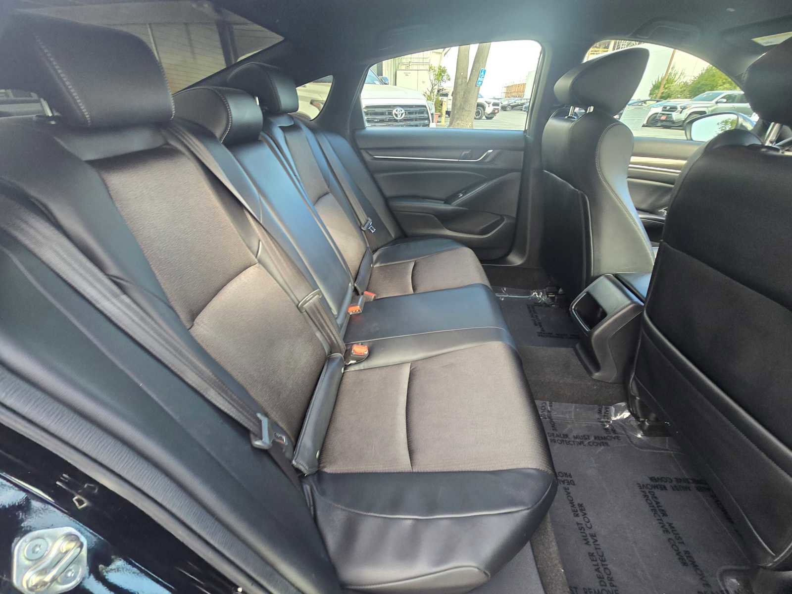 Used 2018 Honda Accord Sport image 14