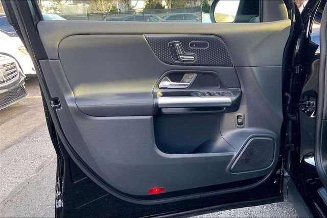 Used 2025 Mercedes-Benz GLA 250 4MATIC image 17