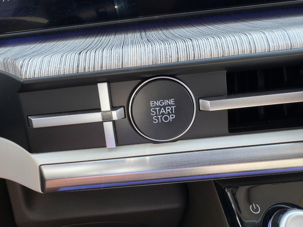 Used 2025 Hyundai Santa Fe Calligraphy image 23