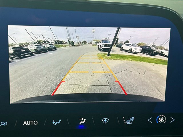 Used 2024 Chevrolet Blazer EV LT AWD/4WD image 35