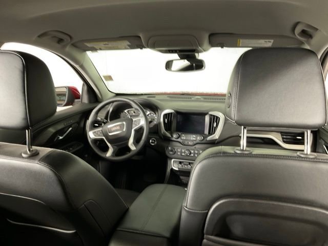 Used 2024 GMC Terrain SLT image 15