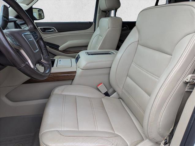 Used 2019 GMC Yukon XL Denali RWD image 24