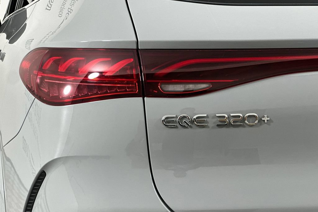 Certified 2026 Mercedes-Benz EQE 320+ SUV image 37