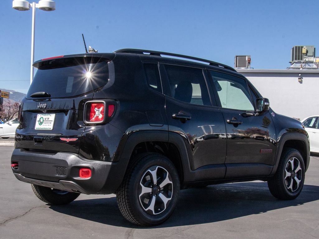 Used 2022 Jeep Renegade Trailhawk image 7