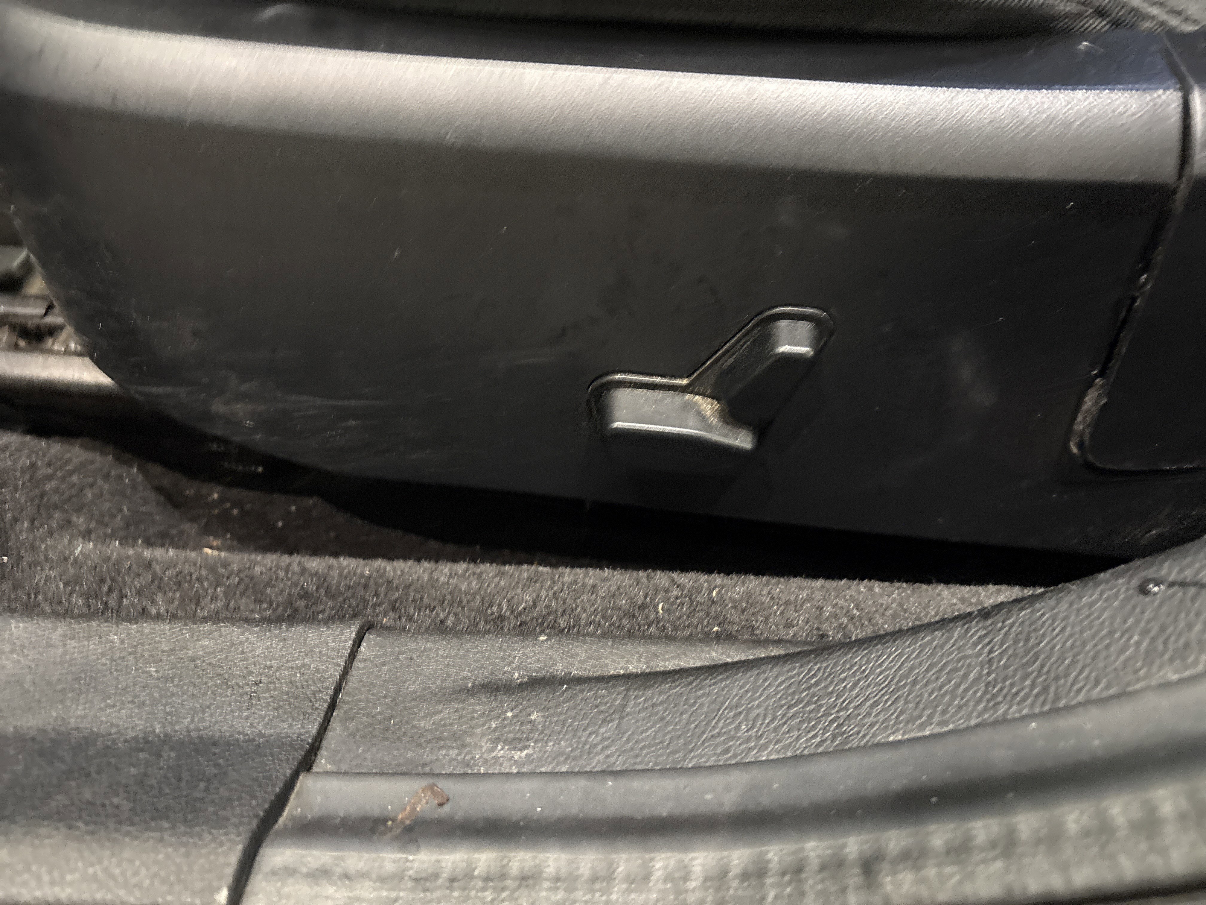 Used 2011 Chrysler 200 Touring w/ Cold Weather Group image 11