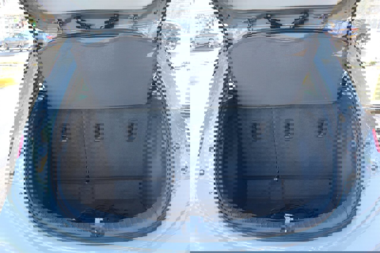 Used 2019 Chevrolet Bolt LT image 17