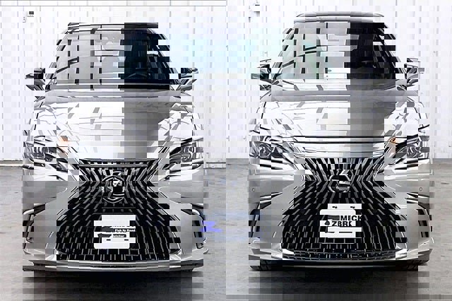 Used 2020 Lexus ES 350 Luxury image 3