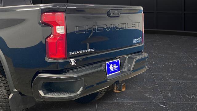 Used 2021 Chevrolet Silverado 2500 High Country AWD/4WD image 46
