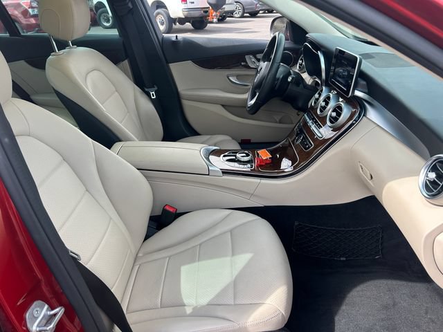 Used 2018 Mercedes-Benz C 300 4MATIC Sedan image 33