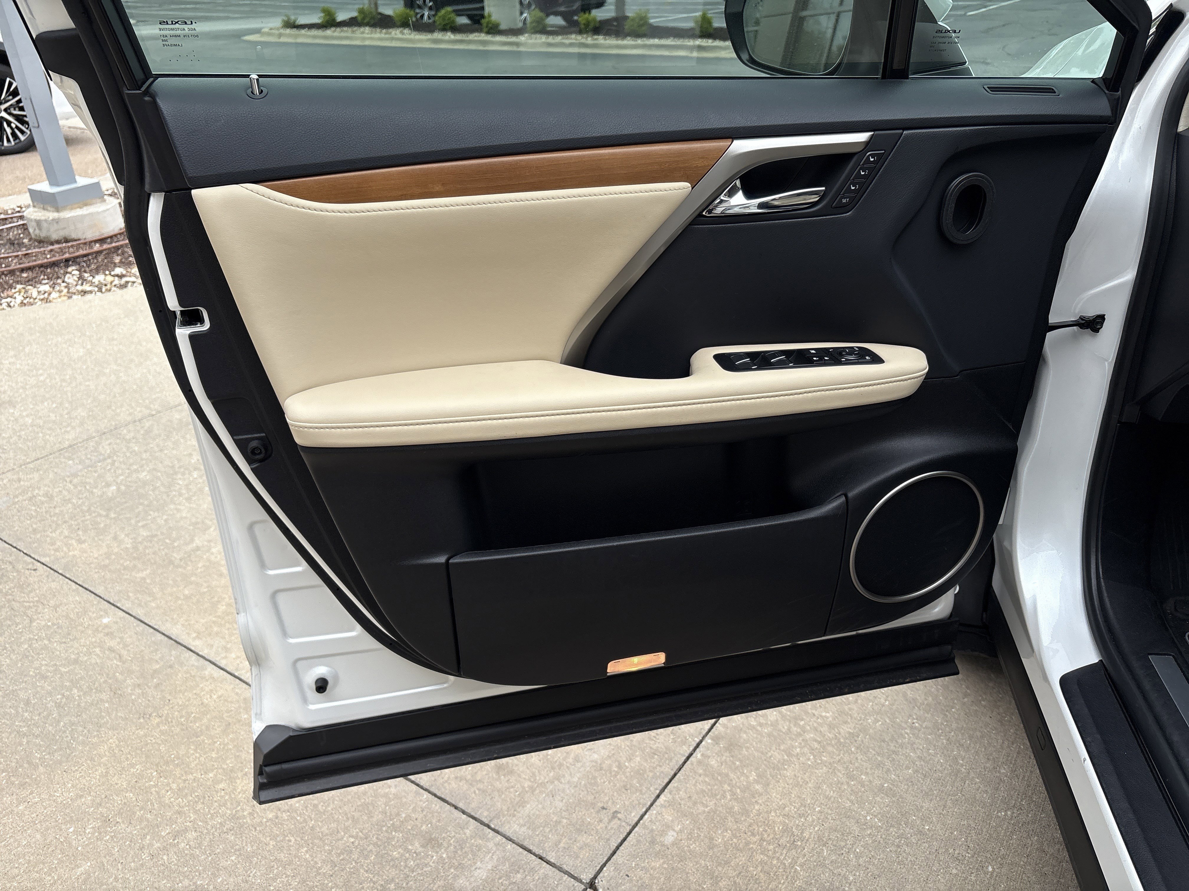 Certified 2022 Lexus RX 350 AWD w/ Premium Package image 14