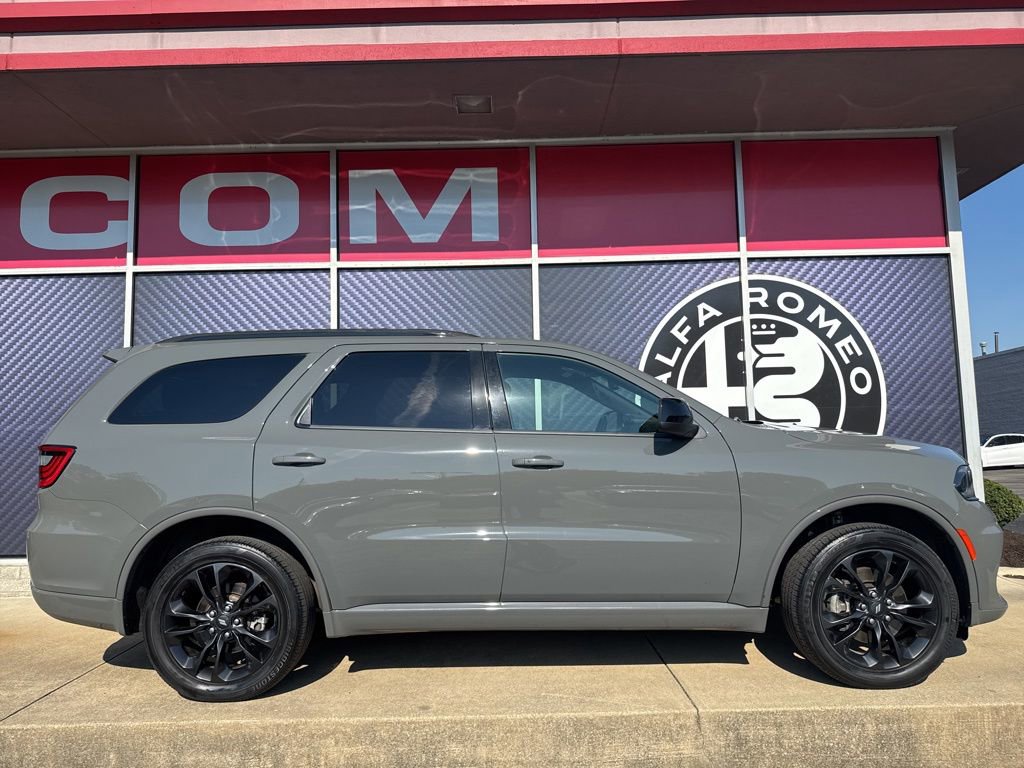 Used 2024 Dodge Durango GT w/ Blacktop Package AWD/4WD image 4