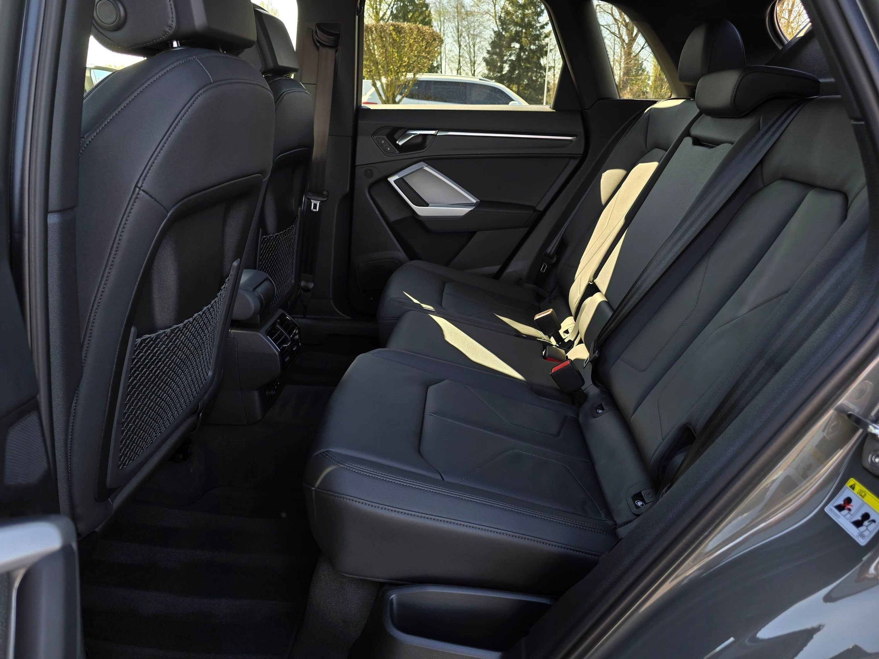 Certified 2025 Audi Q3 2.0T Premium Plus w/ Premium Plus Package image 19