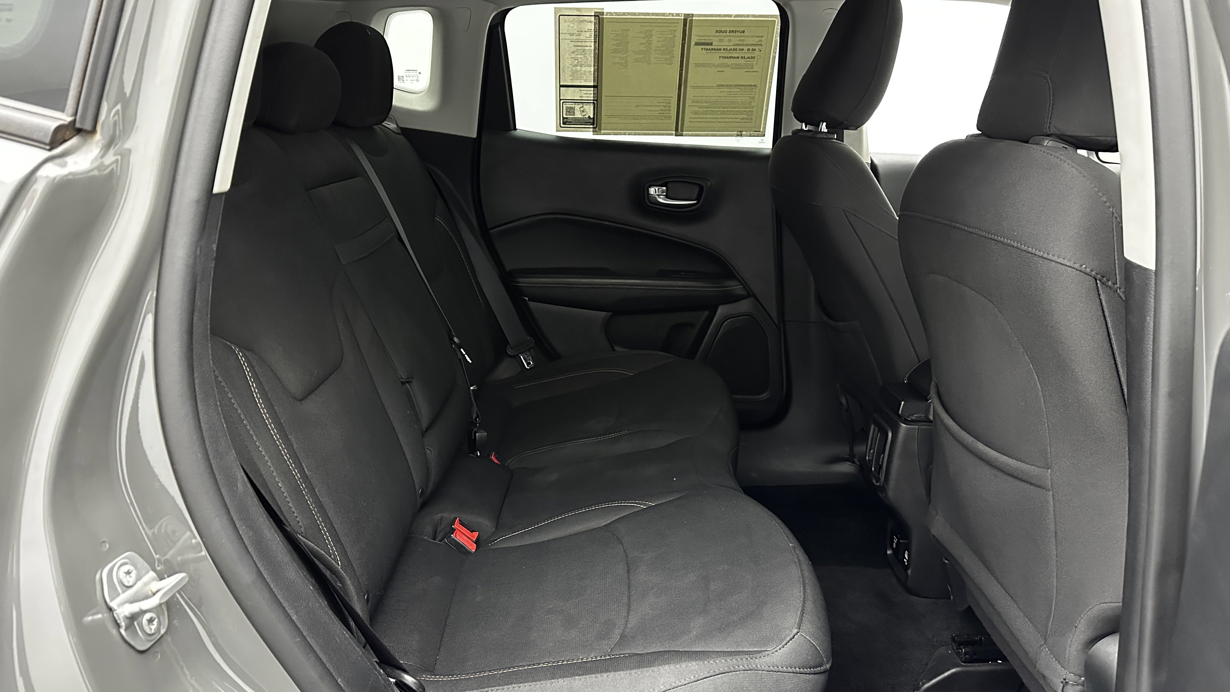 Used 2019 Jeep Compass Sport image 31