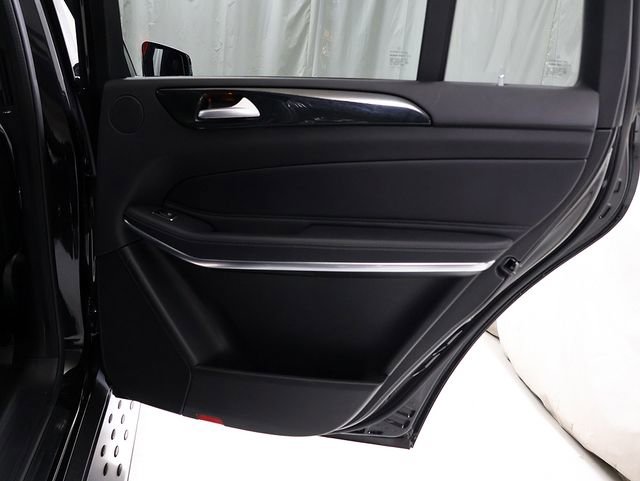 Used 2019 Mercedes-Benz GLS 550 4MATIC image 34