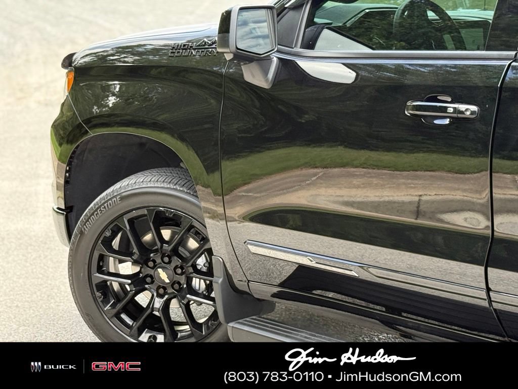 Certified 2025 Chevrolet Silverado 1500 High Country w/ High Country Premium Package AWD/4WD image 9