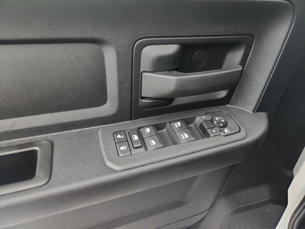 Certified 2025 RAM 2500 Tradesman AWD/4WD image 24