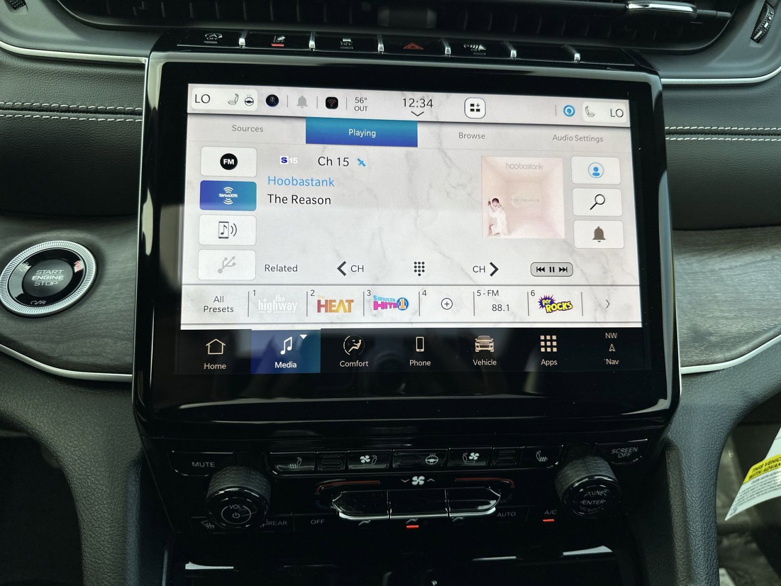 New 2025 Jeep Grand Cherokee Limited w/ Luxury Tech Group II image 18