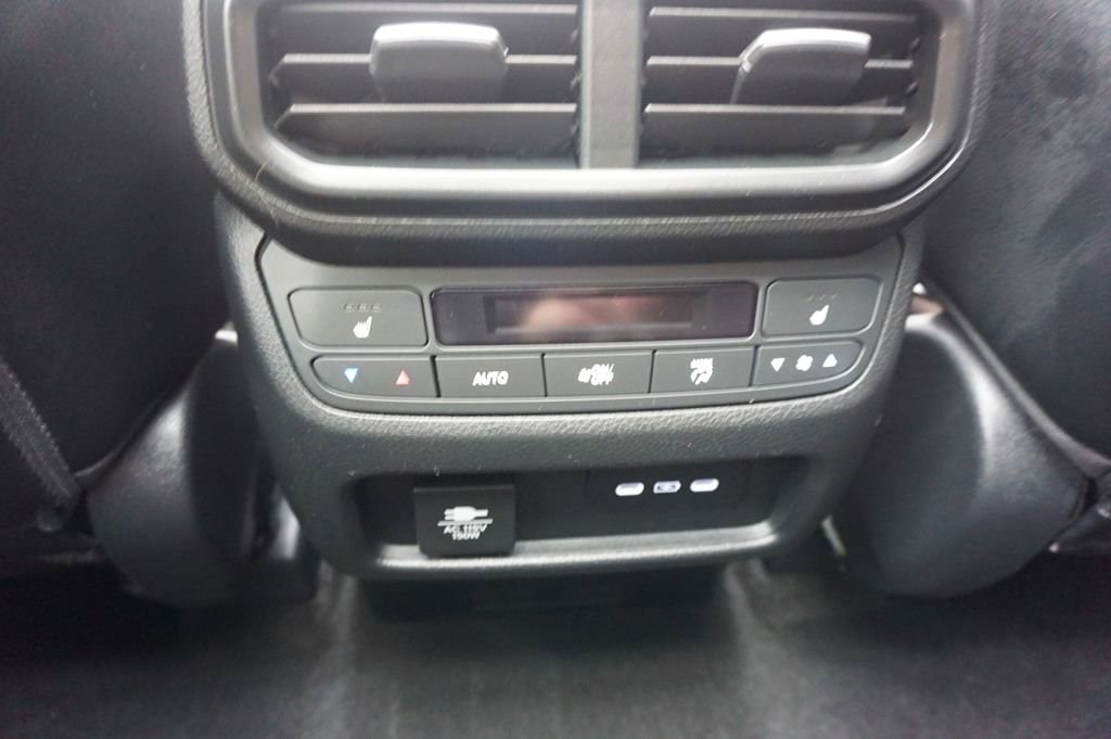 Used 2024 Honda Pilot Elite image 18