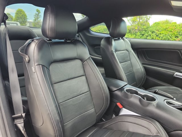 Used 2022 Ford Mustang GT Premium w/ GT Performance Package RWD image 16