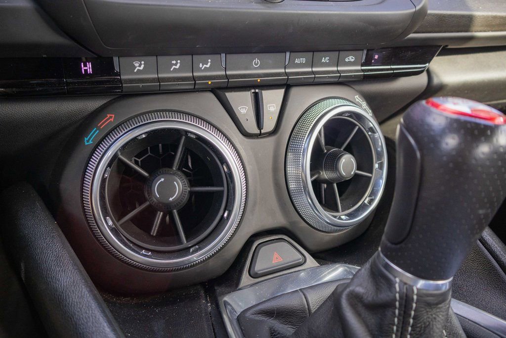 Used 2019 Chevrolet Camaro SS image 20