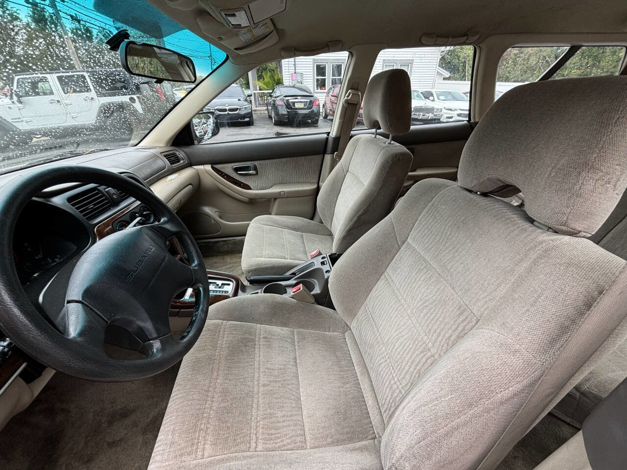 Used 2002 Subaru Outback Wagon image 9